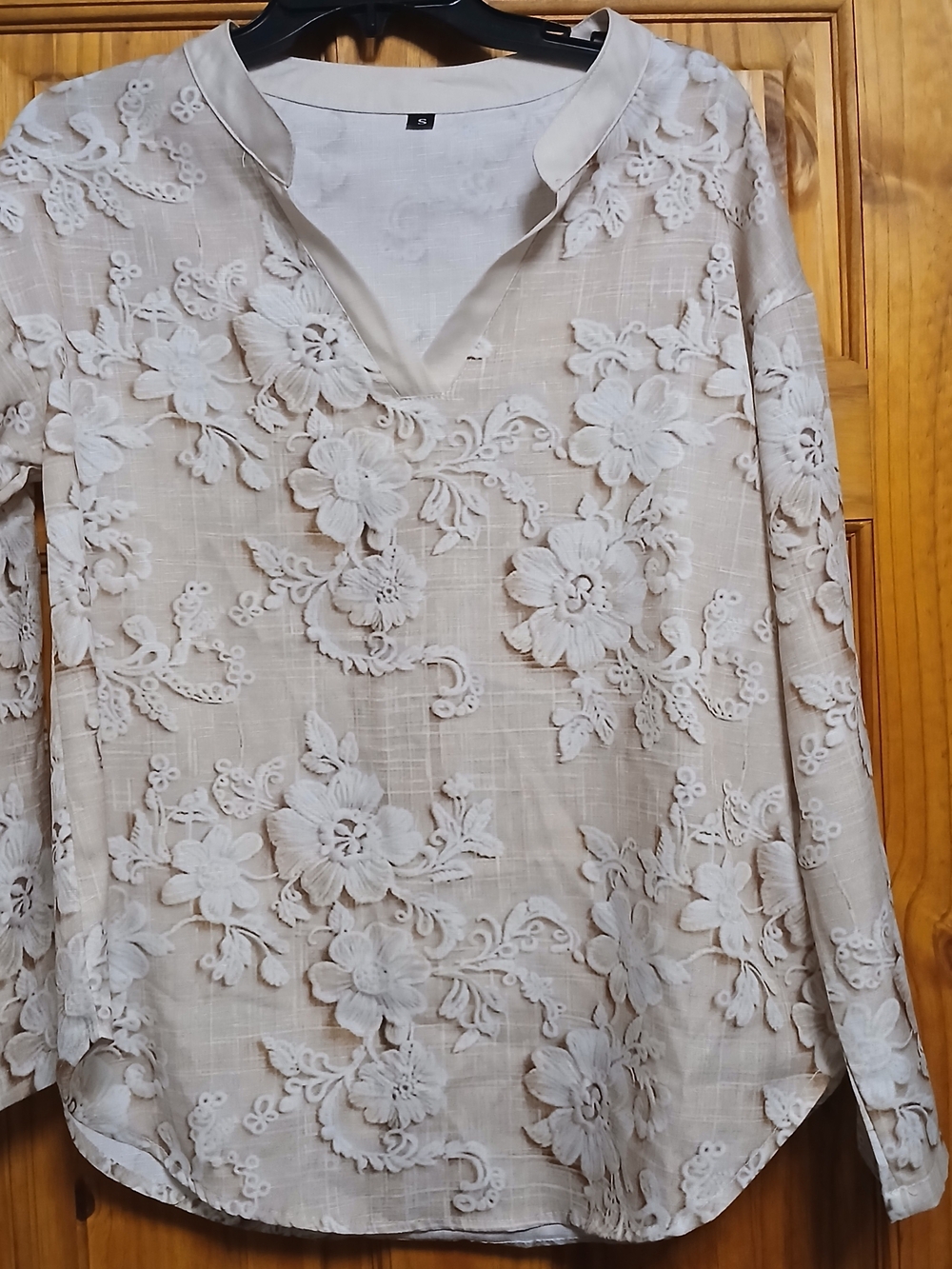Women's Floral Embroidered V-Neck Top